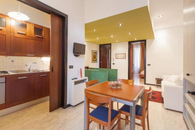 Apartament Deluxe Quattro Spade Vérone Extérieur photo